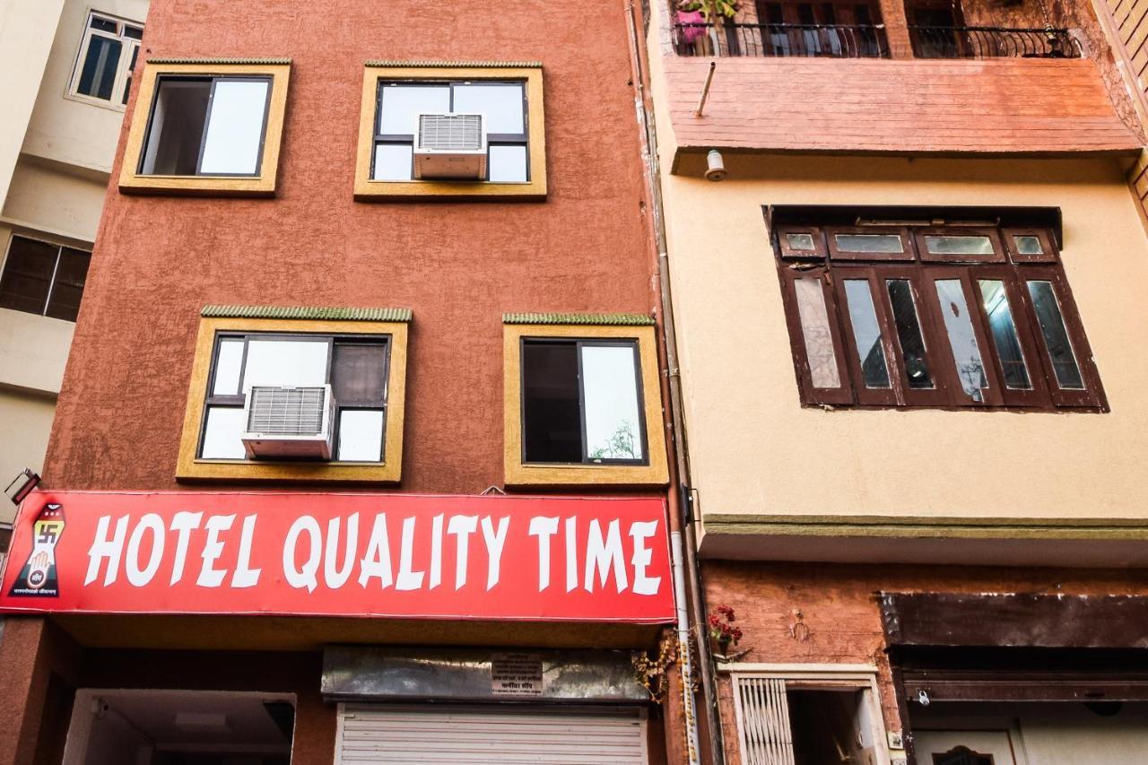 Oyo 23296 Hotel Quality Time Ουνταϊπούρ Εξωτερικό φωτογραφία