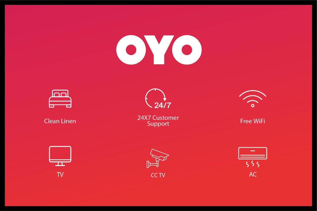 Oyo 23296 Hotel Quality Time Ουνταϊπούρ Εξωτερικό φωτογραφία