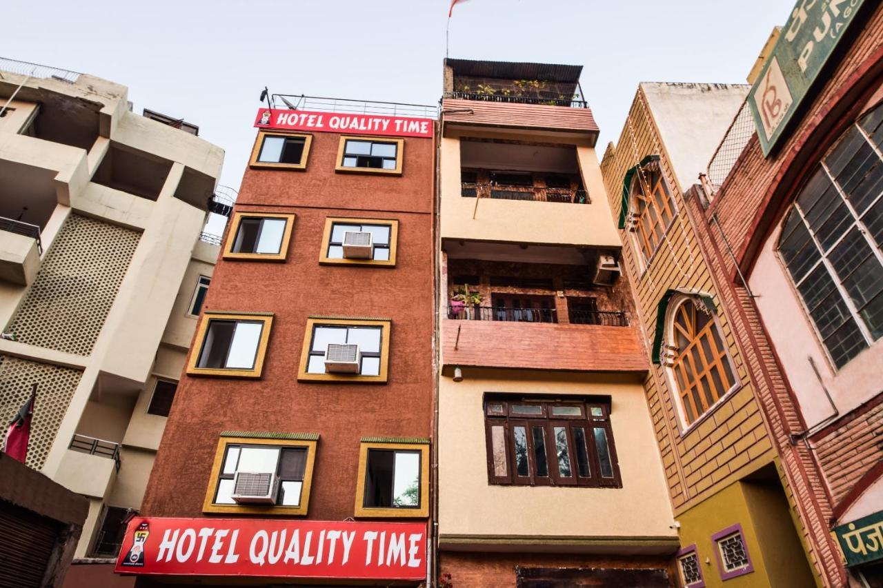 Oyo 23296 Hotel Quality Time Ουνταϊπούρ Εξωτερικό φωτογραφία
